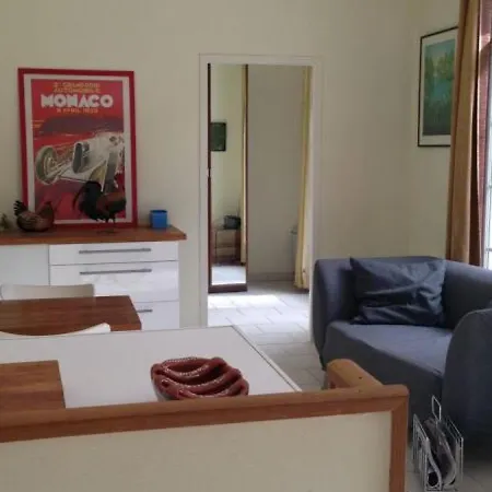 Paisible Avec Jardins Privatifs à Cognac, Proche Des Sentiers De Randonnée, Animaux Acceptés - Fr-1-653-178 Сasa de vacaciones Cognac