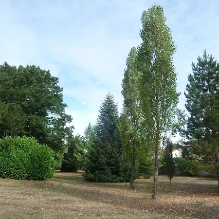Paisible Avec Jardins Privatifs à Cognac, Proche Des Sentiers De Randonnée, Animaux Acceptés - Fr-1-653-178 Séjour à la campagne