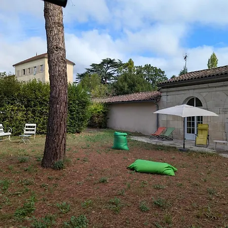 Kır Evi Paisible Avec Jardins Privatifs A Cognac, Proche Des Sentiers De Randonnee, Animaux Acceptes - Fr-1-653-178 *